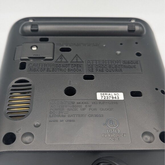 Vintage Sony Dream Machine FM/AM Alarm Clock Radio Model ICF-C218 Working! - Picture 6 of 6